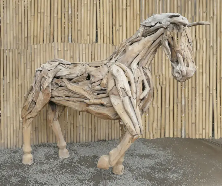 Product image of the product “Horse in one piece, the head is from one piece of wood and carved head. The size is sbout 240cm lenght and 165cm height. ”